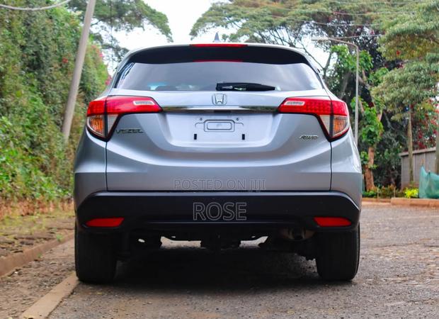 Honda Vezel 2018 Gray