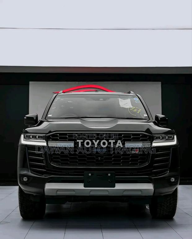 Toyota Land Cruiser Prado 2.8 2024 Black