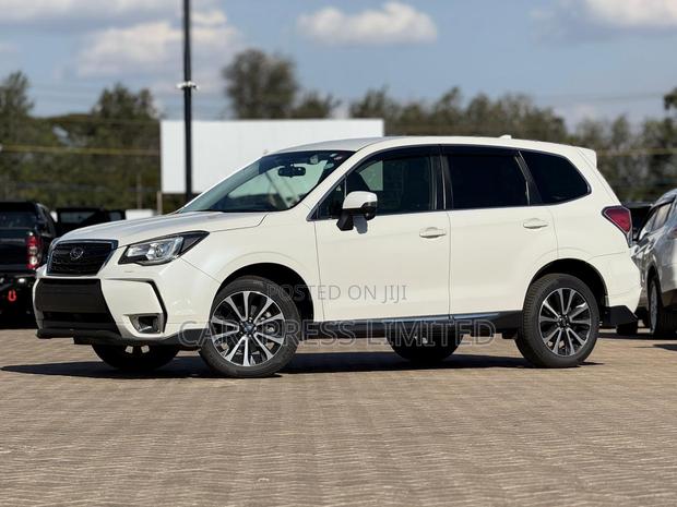 Subaru Forester 2017 White