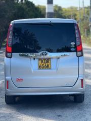 Toyota Noah 2017 Silver for sale
