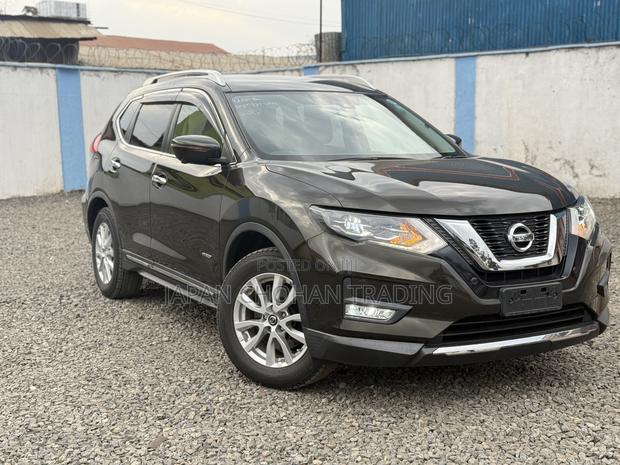 Nissan X-Trail 2.0 Hybrid AWD 2018 Gray