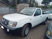 Nissan Hardbody 2005 White for sale