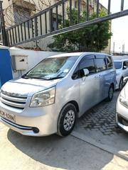 Toyota Noah 2.0 143hp FWD (8 Seater) 2012 Silver for sale