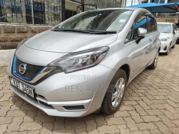 Nissan Note 1.2 Hybrid 2018 Silver