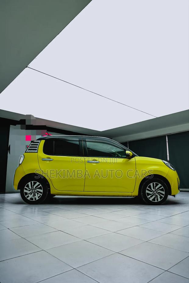 Toyota Passo 1.0 FWD 2019 Yellow