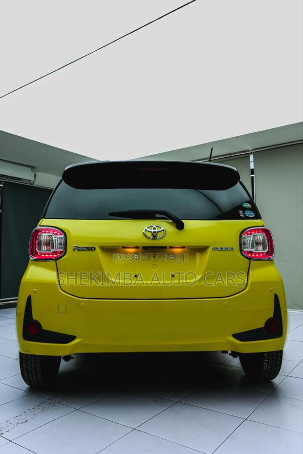 Toyota Passo 1.0 FWD 2019 Yellow
