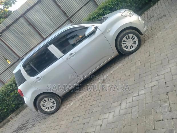 Toyota Passo 1.0 FWD 2017 Silver