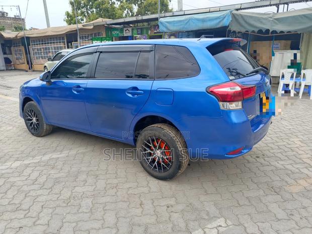 Toyota Corolla Fielder 2015 Blue