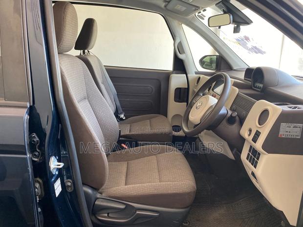 Toyota Spade 2018 Blue