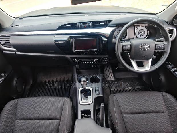 Toyota Hilux 2.4 Diesel 2020 Silver