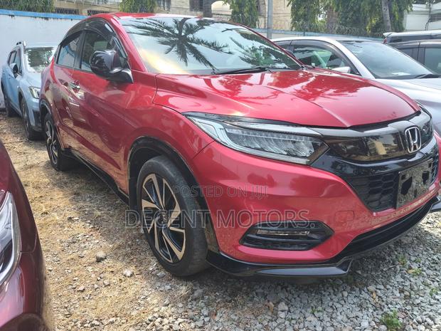 Honda Vezel 1.5 2WD 172 hp 2019 Red