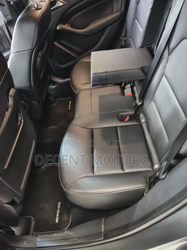 Mercedes-Benz B-Class B180 Petrol 2018 Gray
