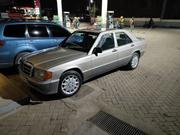Mercedes-Benz 190E 1986 Gold for sale