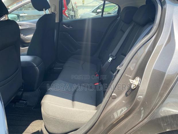 Mazda Axela 2018 Gray
