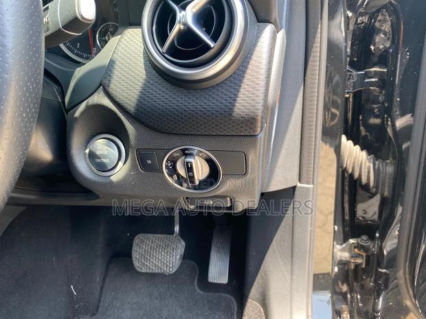 Mercedes-Benz B-Class B180 Petrol 2018 Black