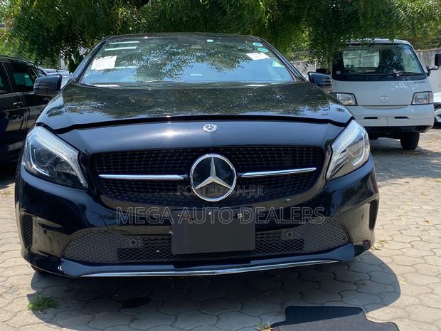 Mercedes-Benz B-Class B180 Petrol 2018 Black