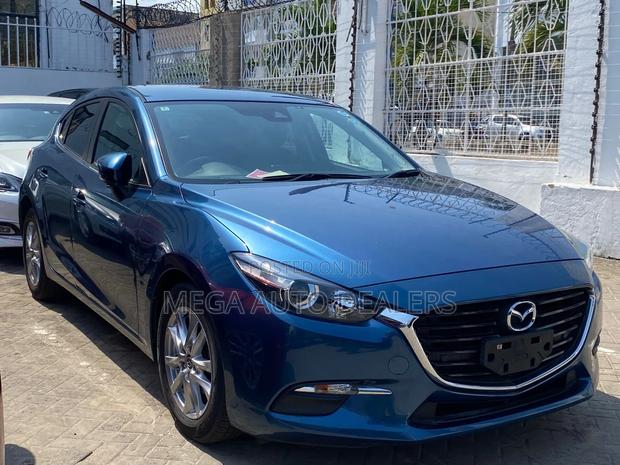 Mazda Axela 2018 Blue
