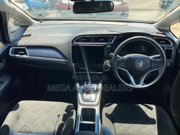 Honda Fit Shuttle 2018 Black