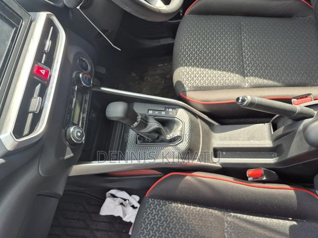 Toyota Raize 2019 Beige