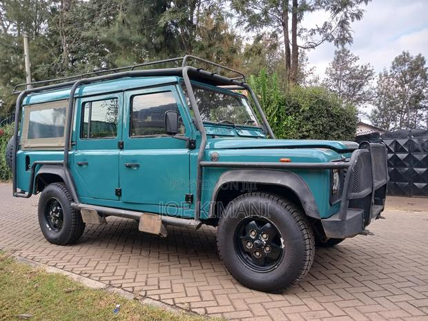 Land Rover Defender 1993 Green