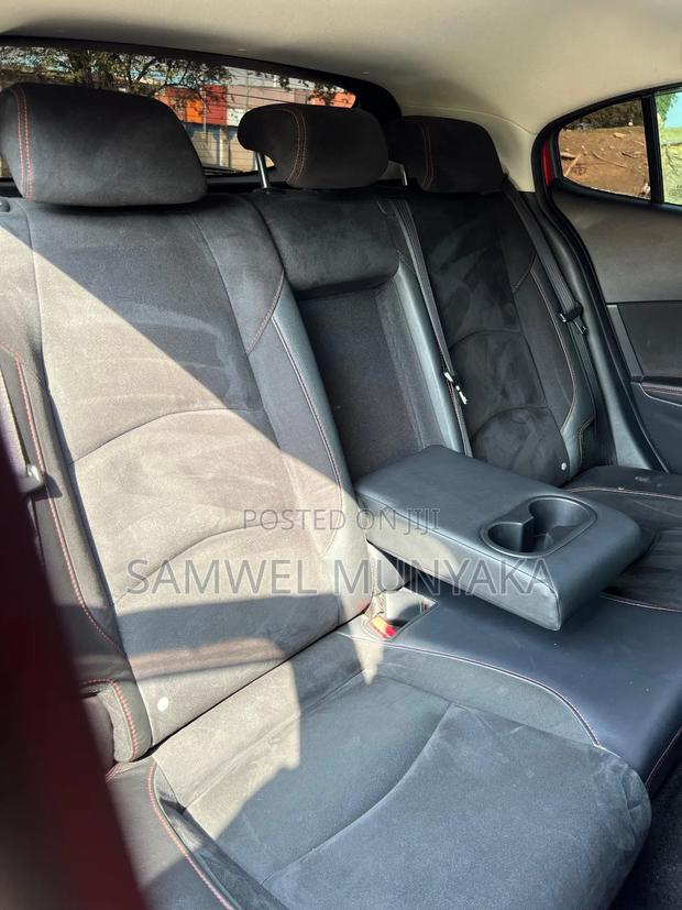 Mazda Axela 2015 Red