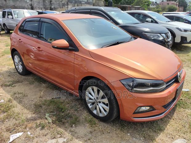 Volkswagen Polo 2018 Orange
