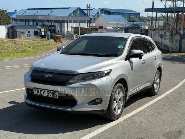 Toyota Harrier 2013 Silver