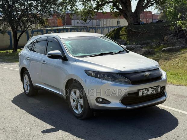Toyota Harrier 2013 Silver