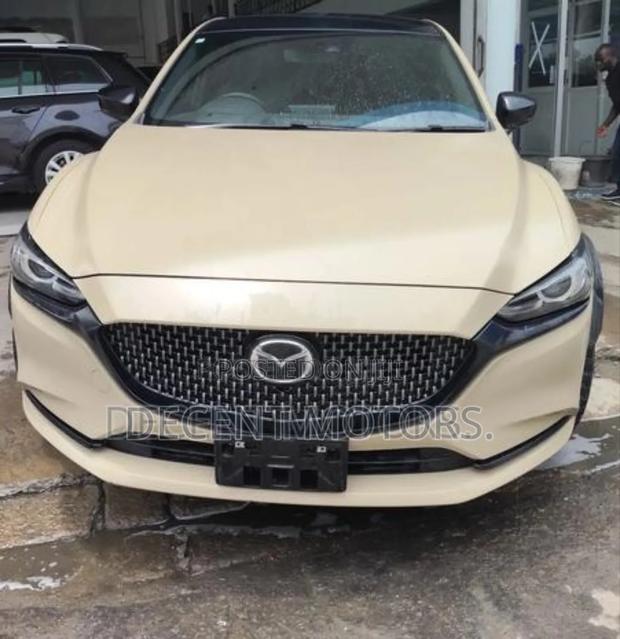 Mazda Atenza 2018 Beige