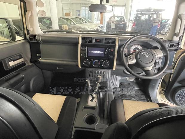 Toyota FJ Cruiser 2018