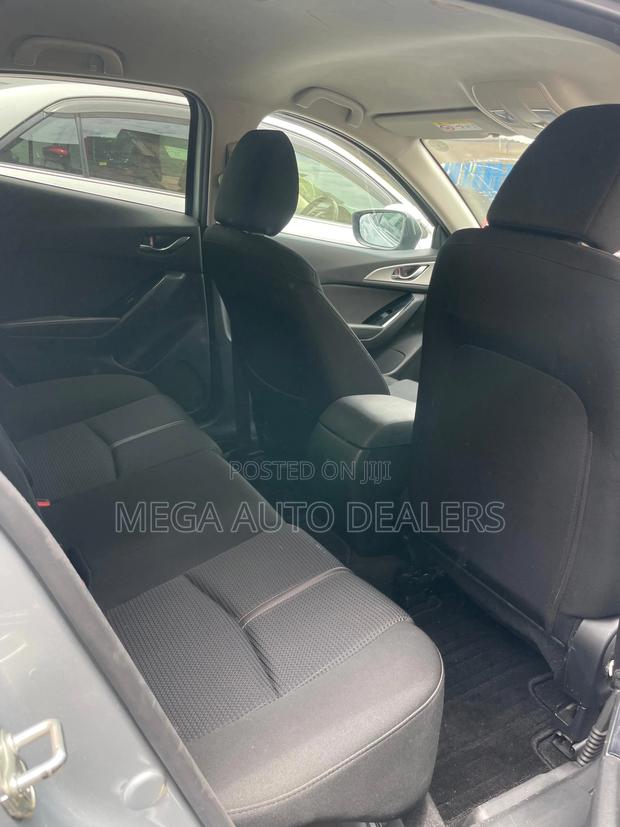 Mazda Axela 2018 Silver