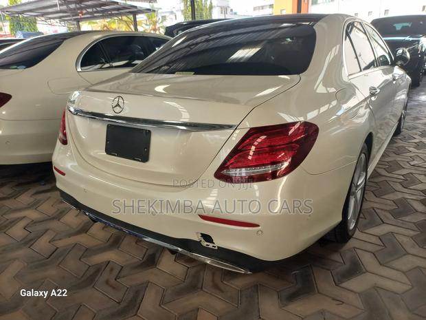 Mercedes-Benz E200 2019 White