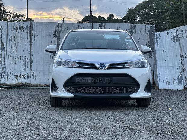 Toyota Corolla Fielder 1.5 Hybrid FWD 2018
