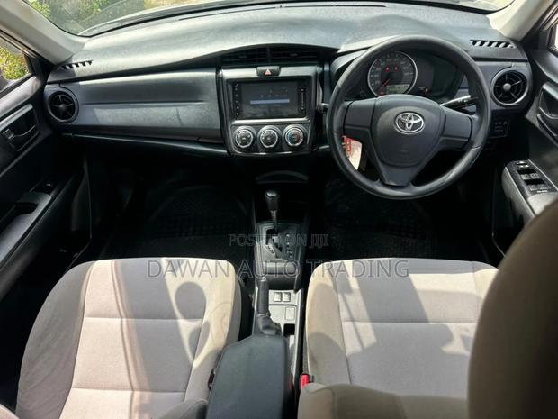 Toyota Axio 2017 Silver