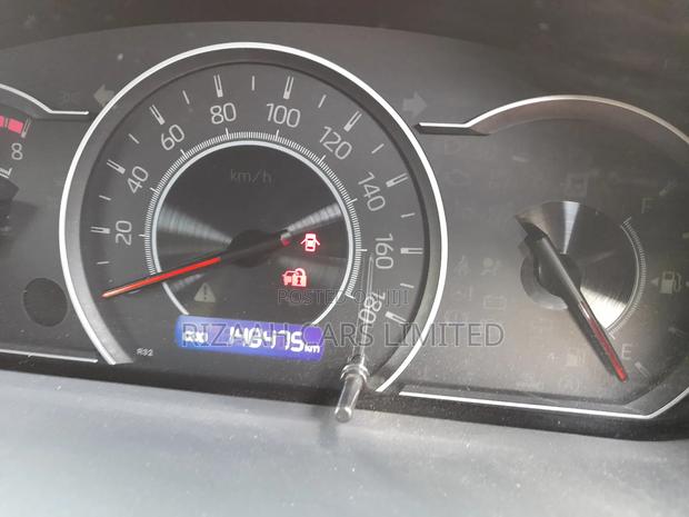 Toyota Voxy 2018 Gray