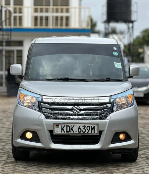 Suzuki Solio 2015 Silver