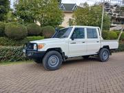 Toyota Land Cruiser 2016 White for sale