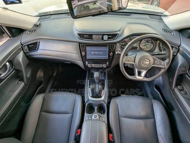 Nissan X-Trail 2.0 Petrol AWD 2019 Silver