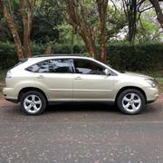 Toyota Harrier 2005 Beige for sale