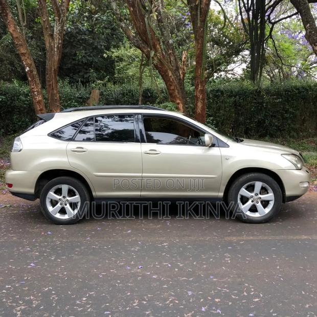 Toyota Harrier 2005 Beige