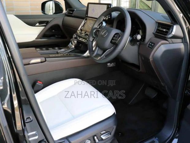 Lexus LX LX 600 2023 Black