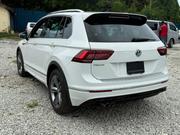 Volkswagen Tiguan 2.0T SEL R-Line FWD 2019 White for sale