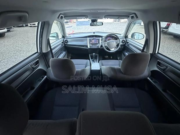 Toyota Corolla Fielder 2019 White