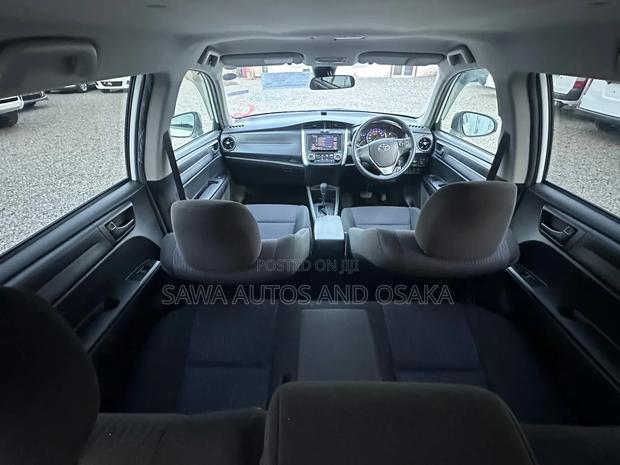 Toyota Corolla Fielder 2019 White