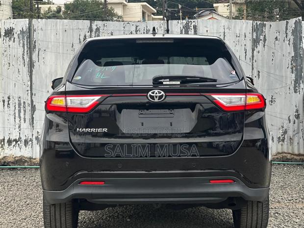Toyota Harrier 2019 Black