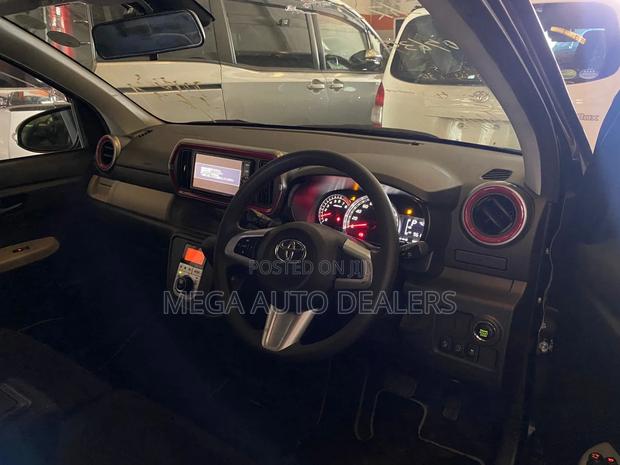 Toyota Passo 2018 Black
