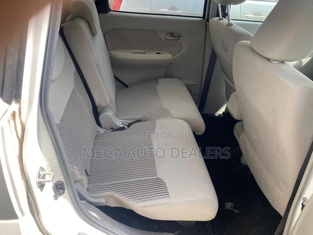 Daihatsu Move 2018 White