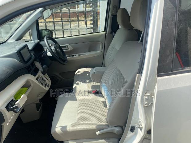 Daihatsu Move 2018 White