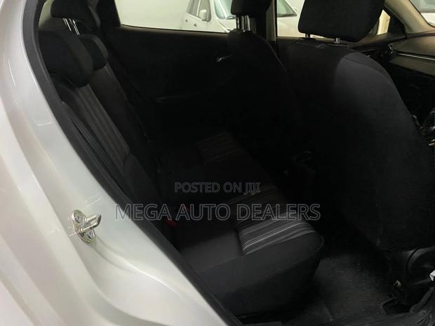 Mazda Demio 2018 White