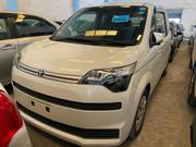 Toyota Spade 2018 White for sale